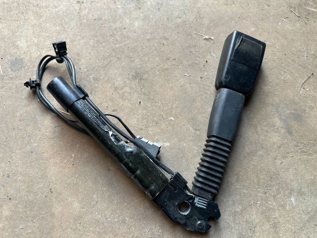 bontott BMW 3 E91 Jobb első Biztonsági Öv Csat