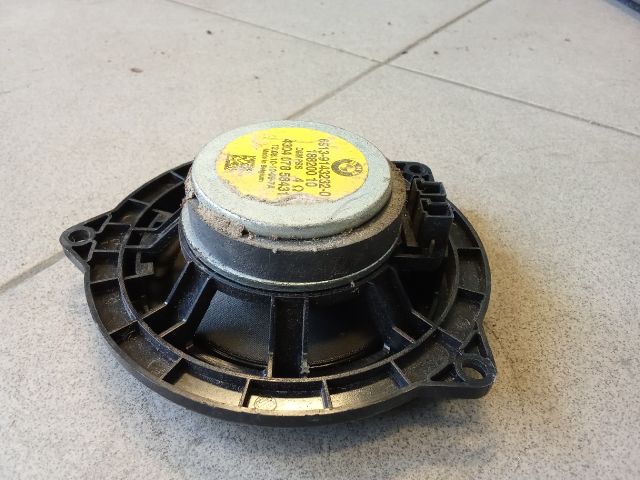 bontott BMW 3 E91 Jobb első Hangszóró