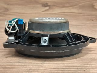 bontott BMW 3 E91 Jobb első Hangszóró