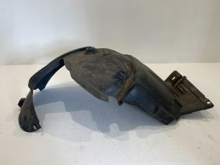 bontott BMW 3 E91 Jobb első Hátsó Dobbetét (Kerékjárati, Műanyag)