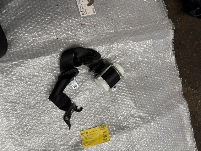 bontott BMW 3 E91 Jobb első Övfeszítő