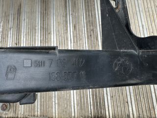 bontott BMW 3 E91 Jobb Fényszóró Lámpakeret