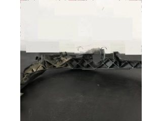 bontott BMW 3 E91 Jobb Fényszóró Tartó