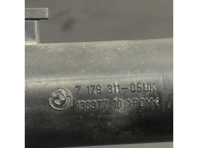 bontott BMW 3 E91 Jobb Fényszórómosó Fúvóka