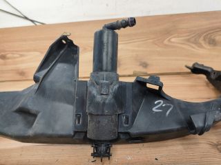 bontott BMW 3 E91 Jobb Fényszórómosó Fúvóka