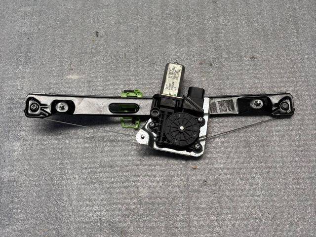 bontott BMW 3 E91 Jobb hátsó Ablakemelő Szerkezet (Elektromos)