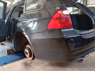 bontott BMW 3 E91 Jobb hátsó Ajtó (Üres lemez)