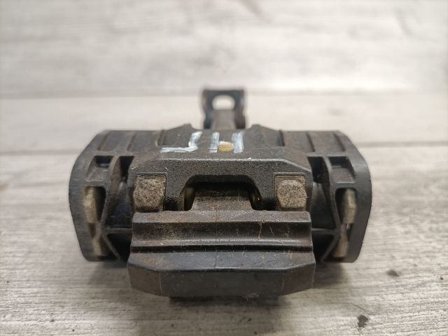 bontott BMW 3 E91 Jobb hátsó Ajtóhatároló