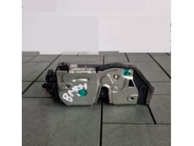 bontott BMW 3 E91 Jobb hátsó Ajtózár