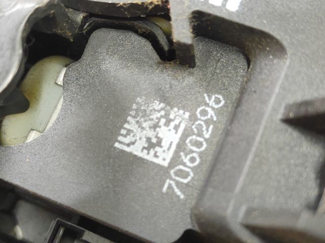 bontott BMW 3 E91 Jobb hátsó Ajtózár