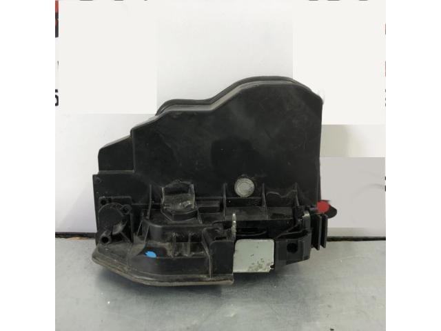 bontott BMW 3 E91 Jobb hátsó Ajtózár