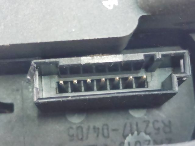 bontott BMW 3 E91 Jobb hátsó Ajtózár