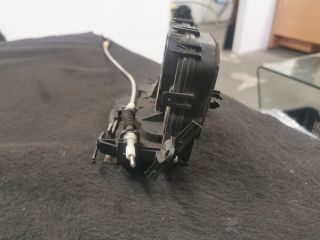 bontott BMW 3 E91 Jobb hátsó Ajtózár