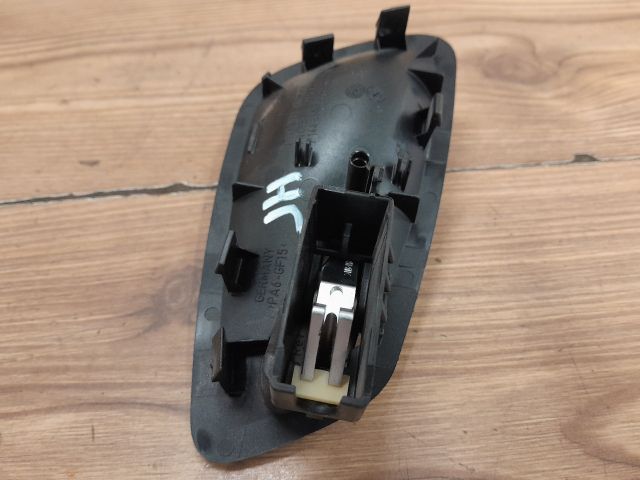 bontott BMW 3 E91 Jobb hátsó Belső Kilincs