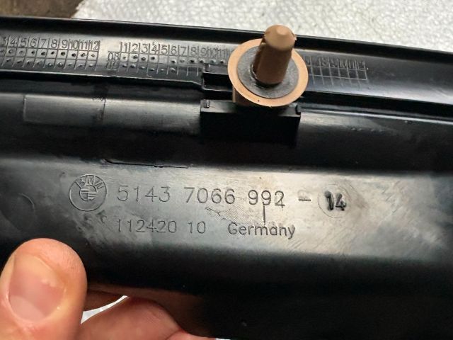 bontott BMW 3 E91 Jobb hátsó Belső Küszöb Burkolat