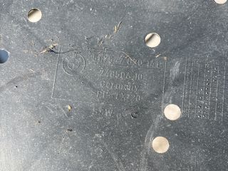 bontott BMW 3 E91 Jobb hátsó Fenéklemez