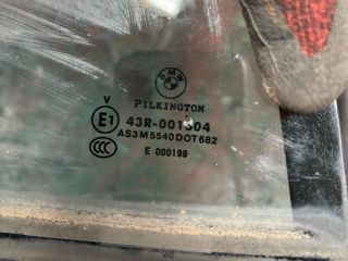 bontott BMW 3 E91 Jobb hátsó Fixüveg (Ajtóban)