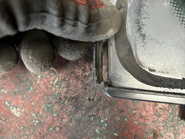 bontott BMW 3 E91 Jobb hátsó Fixüveg (Ajtóban)