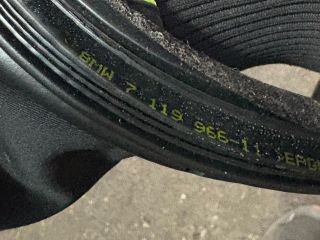 bontott BMW 3 E91 Jobb hátsó Gumikéder