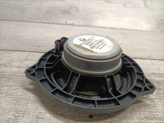 bontott BMW 3 E91 Jobb hátsó Hangszóró