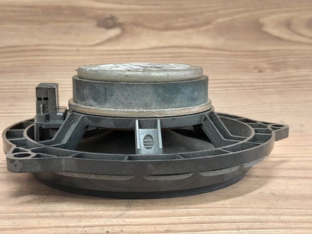 bontott BMW 3 E91 Jobb hátsó Hangszóró