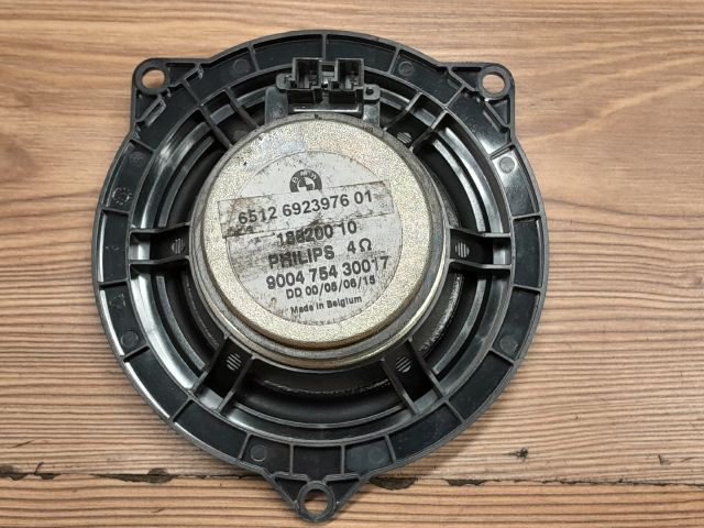 bontott BMW 3 E91 Jobb hátsó Hangszóró