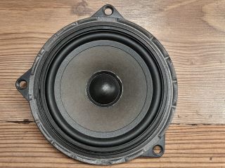 bontott BMW 3 E91 Jobb hátsó Hangszóró