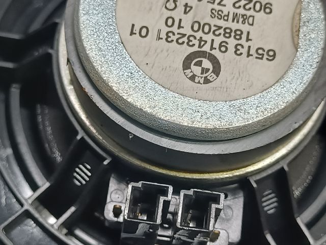 bontott BMW 3 E91 Jobb hátsó Hangszóró