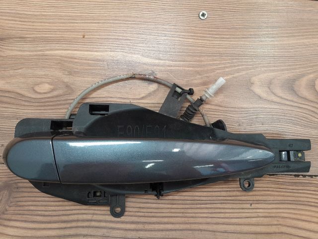 bontott BMW 3 E91 Jobb hátsó Külső Kilincs