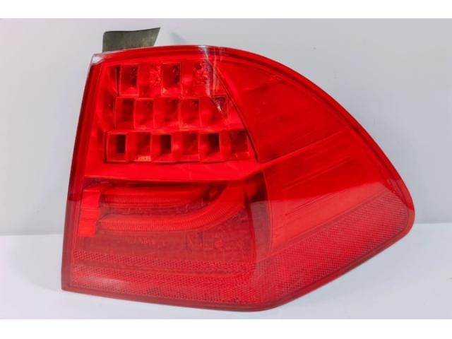 bontott BMW 3 E91 Jobb Hátsó Lámpa