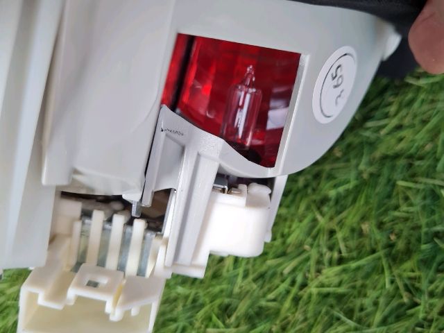 bontott BMW 3 E91 Jobb Hátsó Lámpa