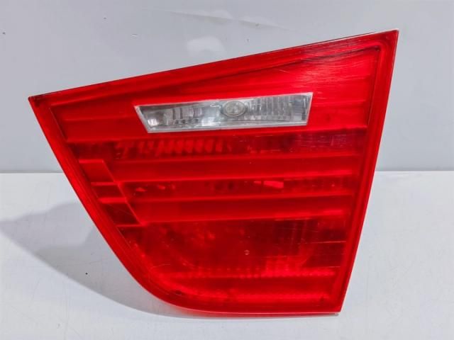 bontott BMW 3 E91 Jobb Hátsó Lámpa