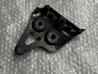 bontott BMW 3 E91 Jobb hátsó Oldal Lökhárító Tartó (Műanyag)