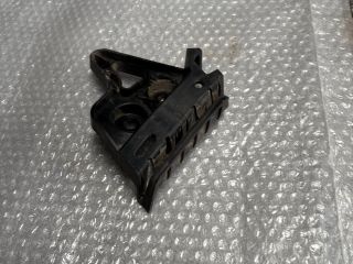 bontott BMW 3 E91 Jobb hátsó Oldal Lökhárító Tartó (Műanyag)