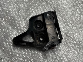 bontott BMW 3 E91 Jobb hátsó Oldal Lökhárító Tartó (Műanyag)