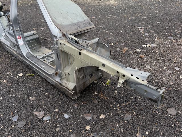 bontott BMW 3 E91 Jobb hátsó Sárvédő