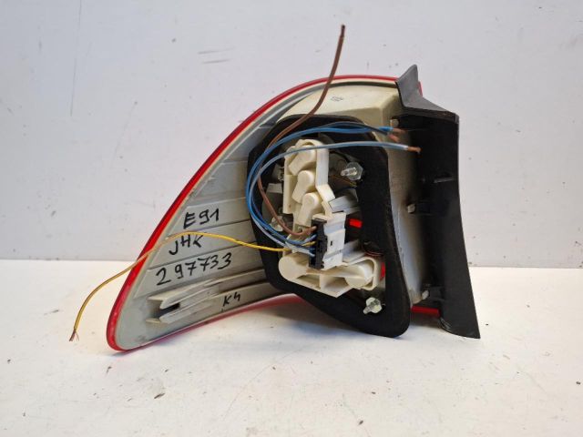 bontott BMW 3 E91 Jobb Külső Hátsó Lámpa