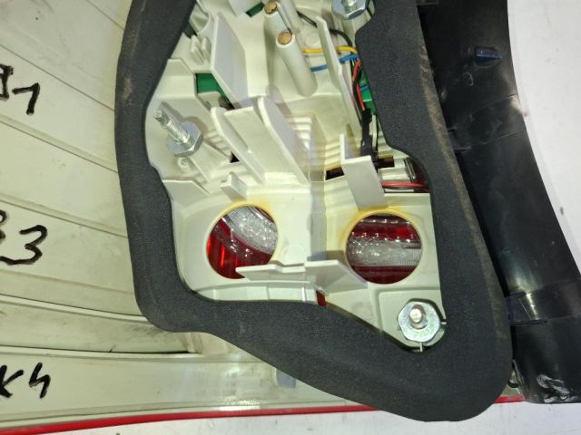 bontott BMW 3 E91 Jobb Külső Hátsó Lámpa