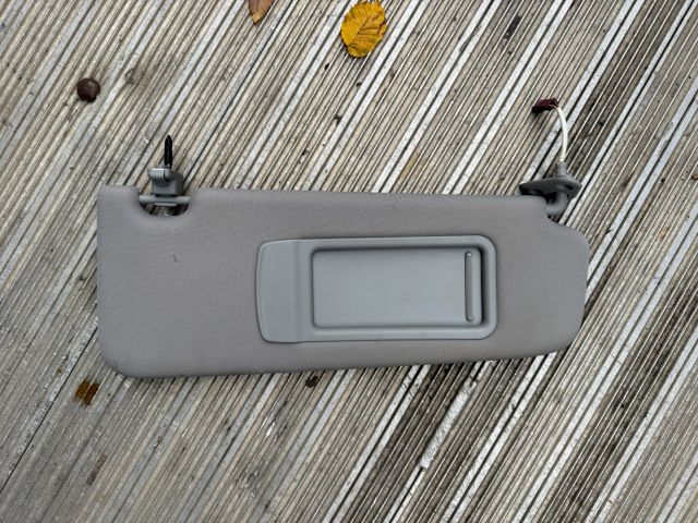 bontott BMW 3 E91 Jobb Napellenző