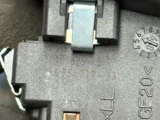 bontott BMW 3 E91 Kártyaolvasó