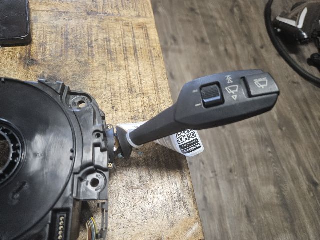 bontott BMW 3 E91 Komplett Kormánykapcsoló (Bajuszkapcsoló)