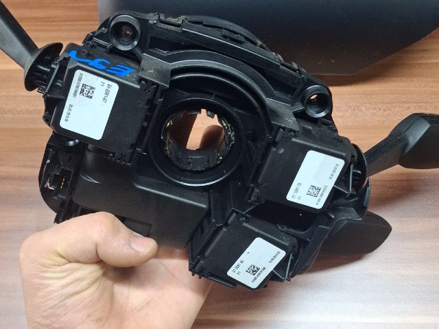 bontott BMW 3 E91 Komplett Kormánykapcsoló (Bajuszkapcsoló)