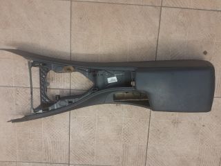 bontott BMW 3 E91 Könyöklő