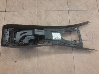 bontott BMW 3 E91 Könyöklő