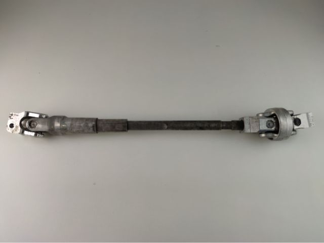 bontott BMW 3 E91 Kormánykardán