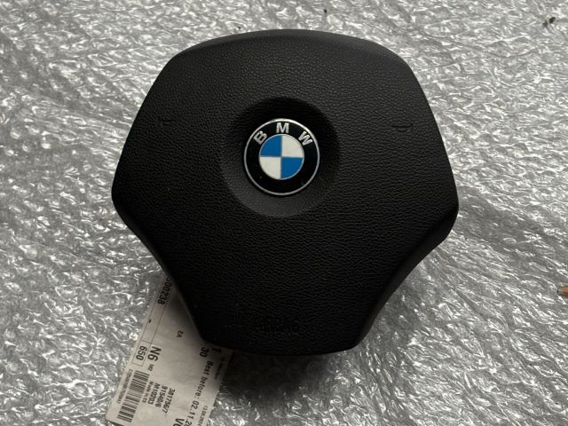 bontott BMW 3 E91 Kormánylégzsák