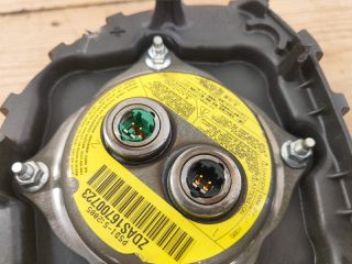 bontott BMW 3 E91 Kormánylégzsák