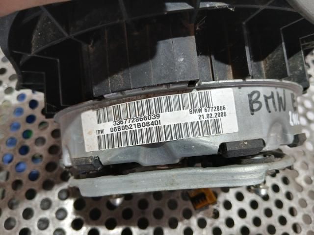 bontott BMW 3 E91 Kormánylégzsák