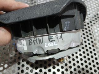 bontott BMW 3 E91 Kormánylégzsák