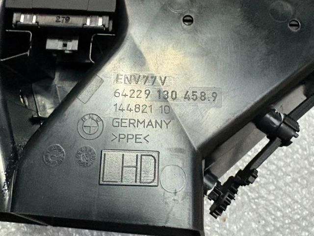 bontott BMW 3 E91 Középső Szellőző